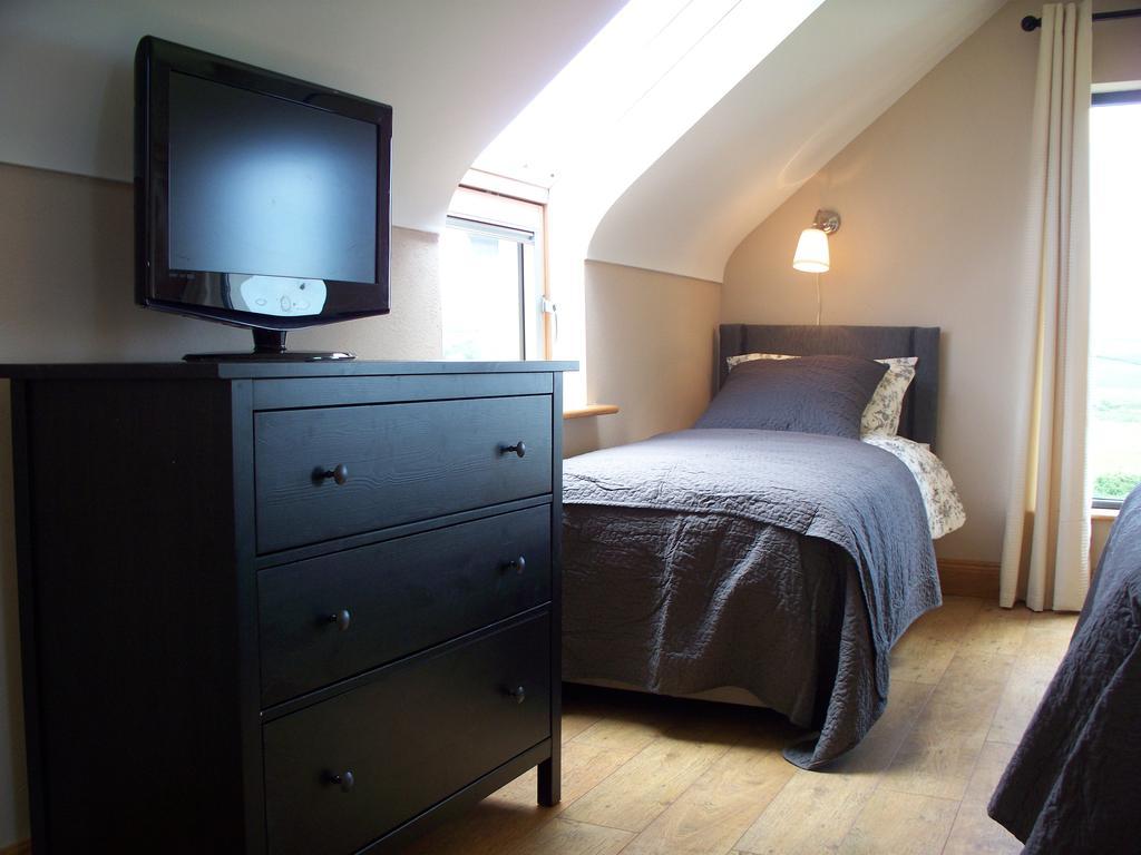 Blackberry Lodge Accommodation Doolin Exterior foto